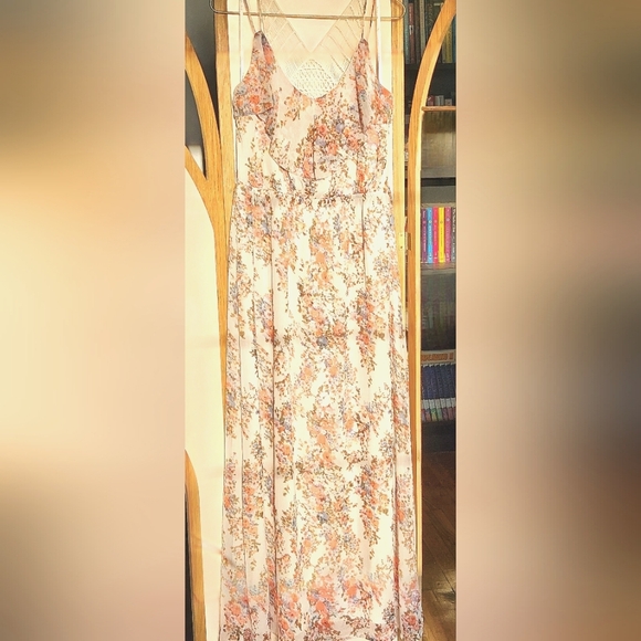 Dynamite Bright Floral Chiffon Maxi Dress W/Crochet Back Detail Size Medium - Picture 3 of 16